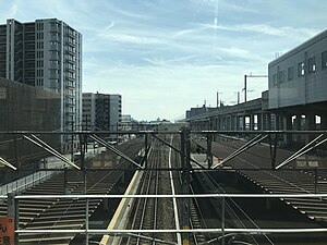 Kagoshima Jalur Utama dan Kyushu Shinkansen dari Kurume Station.jpg