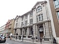 "King_Edward's_Buildings_Post_Office_(former),_Newgate_Street,_London_01.jpg" by User:Paul the Archivist