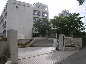 兵庫県立神戸高塚高等学校 全景