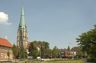 Kreisverkehrundkirchealtenberge.jpg