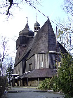 Dřevěný kostel všech svatých z roku 1467.