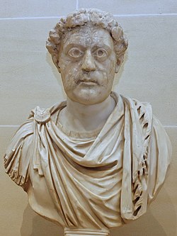 Скулптурно изображение на имп. Лъв I Тракиец в музея Лувър