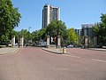 London, Hyde Park Corner mit Hilton Hotel - panoramio.jpg