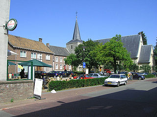 <span class="mw-page-title-main">Margraten</span> Village and former municipality in Limburg, Netherlands