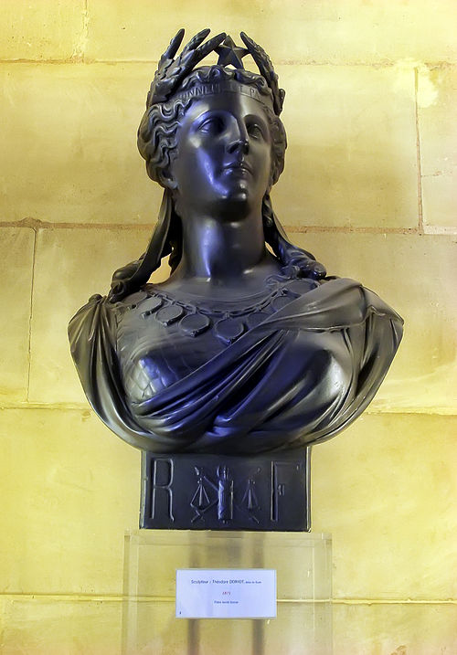 Bust of Marianne sculpted by Théodore Doriot, in the French Senate