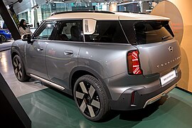 Mini Countryman (U25) - left rear view