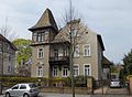 Villa mit Einfriedung