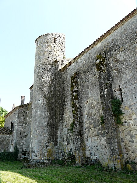 File:Moncaut Fontarède clocher.JPG