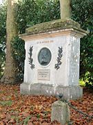 Le monument dédié à Nicolas Poussin.