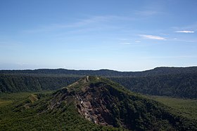 Mount Uluman kráter