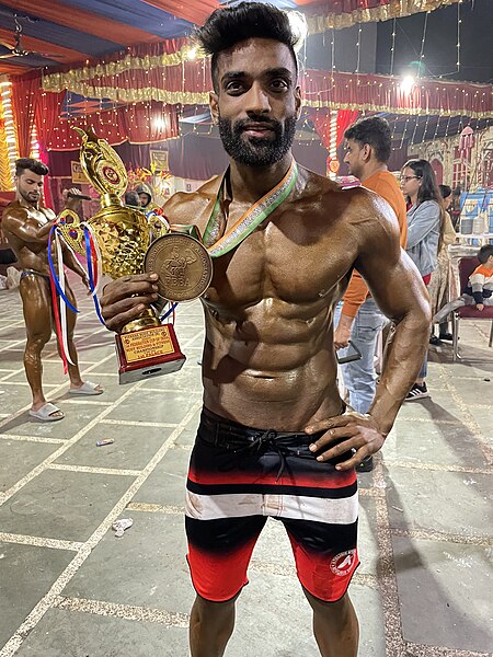 File:Mr. India men physique championship 2022 FBBA (winner).jpg