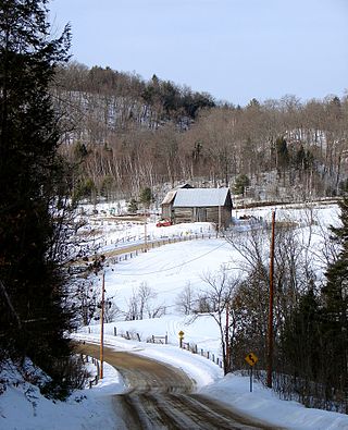 <span class="mw-page-title-main">Mulgrave-et-Derry, Quebec</span> Municipality in Quebec, Canada