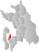 Nesodden: Kuvia, Tunnettuja henkilöitä, Vaakuna