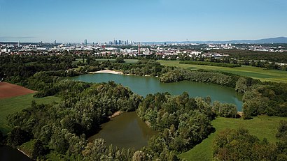 So kommt man zu Schultheis-Weiher mit den Öffentlichen - Mehr zum Ort Hier