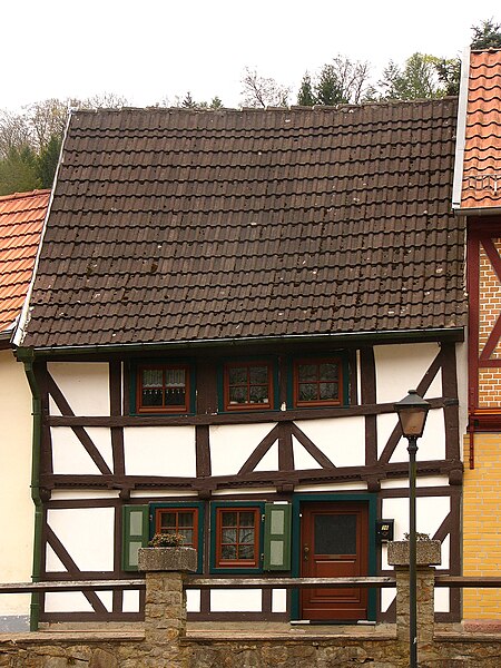 File:Niedergasse 36 (Stolberg-Harz).jpg