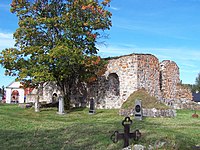 Ruine der alten Kirche