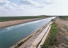 Canals in the Jazira Canton, canals are used for reliable source of water and travel between cantons Northern Syria Haskahka Canal.jpg