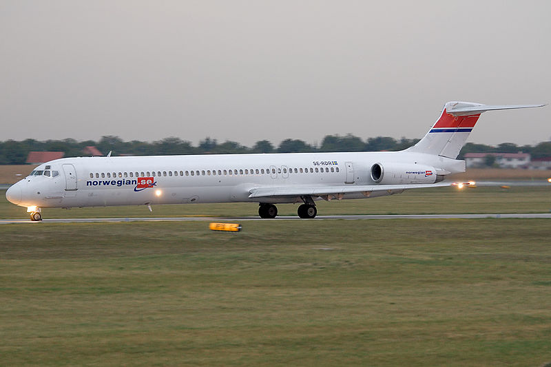 File:Norwegian MD-82.jpg