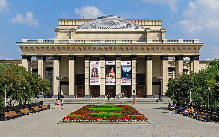 39. Здание Новосибирского театра оперы и балета, Новосибирск - A.Savin