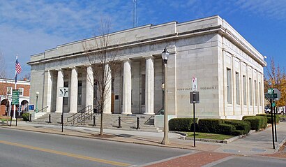 How to get to Bennington Post Office with public transit - About the place