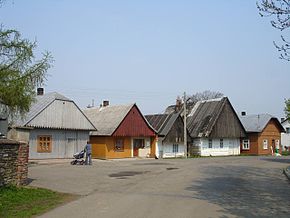 POL Jaśliska houses.jpg