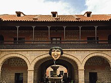 La Casa de la Moneda con el icónico mascarón.