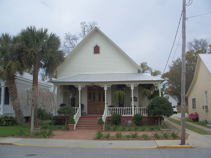 File:Pensacola St Michaels Hall01.jpg