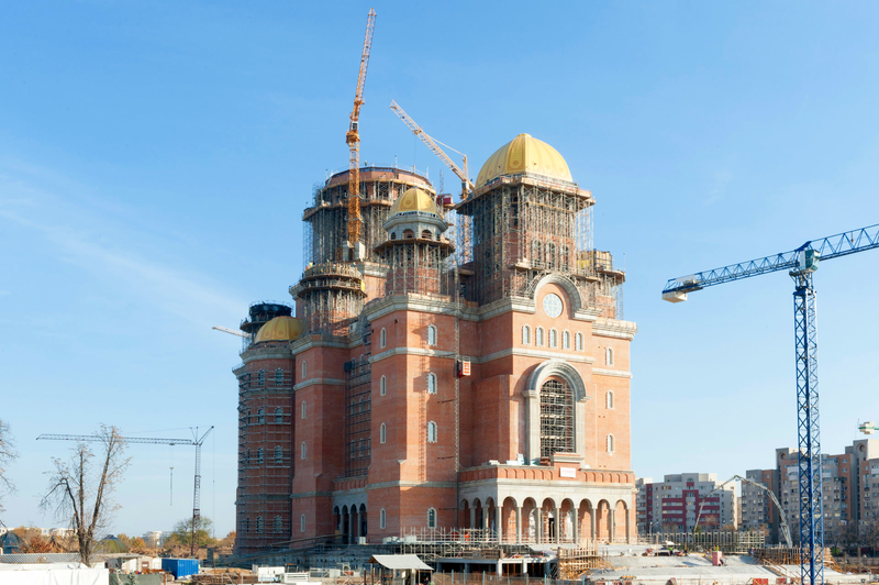 File:People's Salvation Cathedral Bucharest 23.png