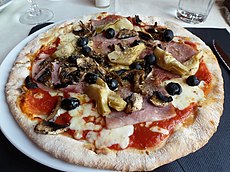 Pizza capricciosa.jpg