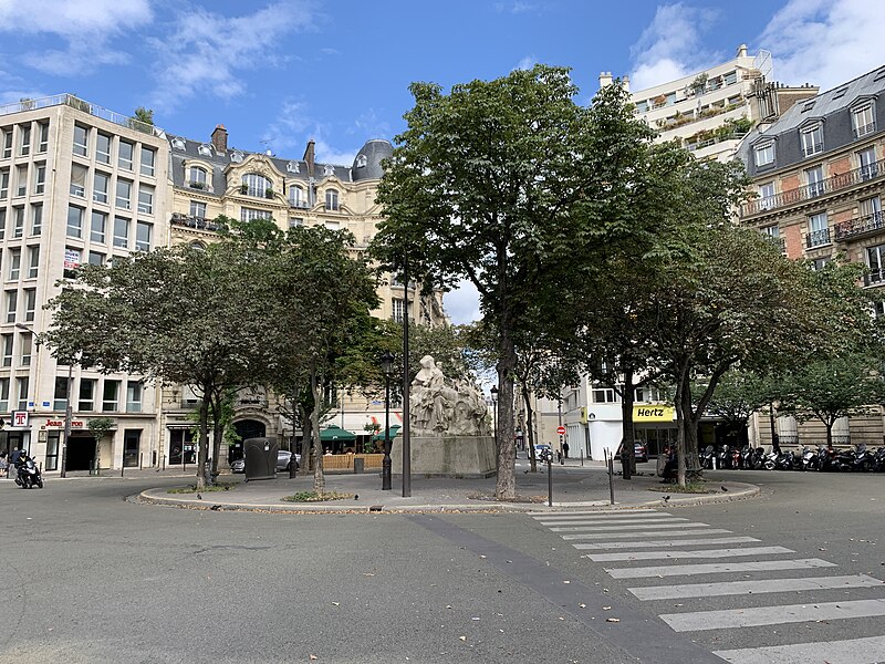 File:Place Saint Ferdinand - Paris XVII (FR75) - 2021-08-22 - 5.jpg