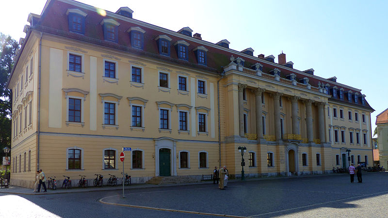 File:Platz der Demokratie 2 Weimar 2.JPG