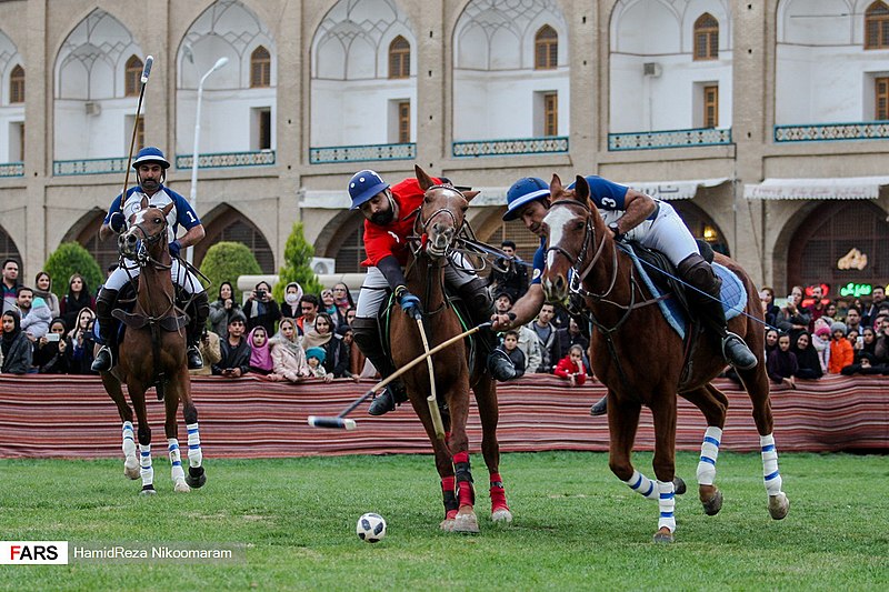 File:Polo Match in Naqsh-e Jahan Square (13970901000810636785176013303455 42110).jpg
