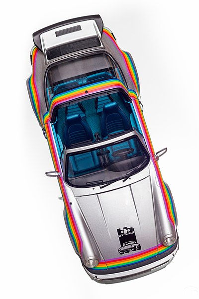 File:Porsche 911 turbo targa Rainbow-Porsche (23644919534).jpg