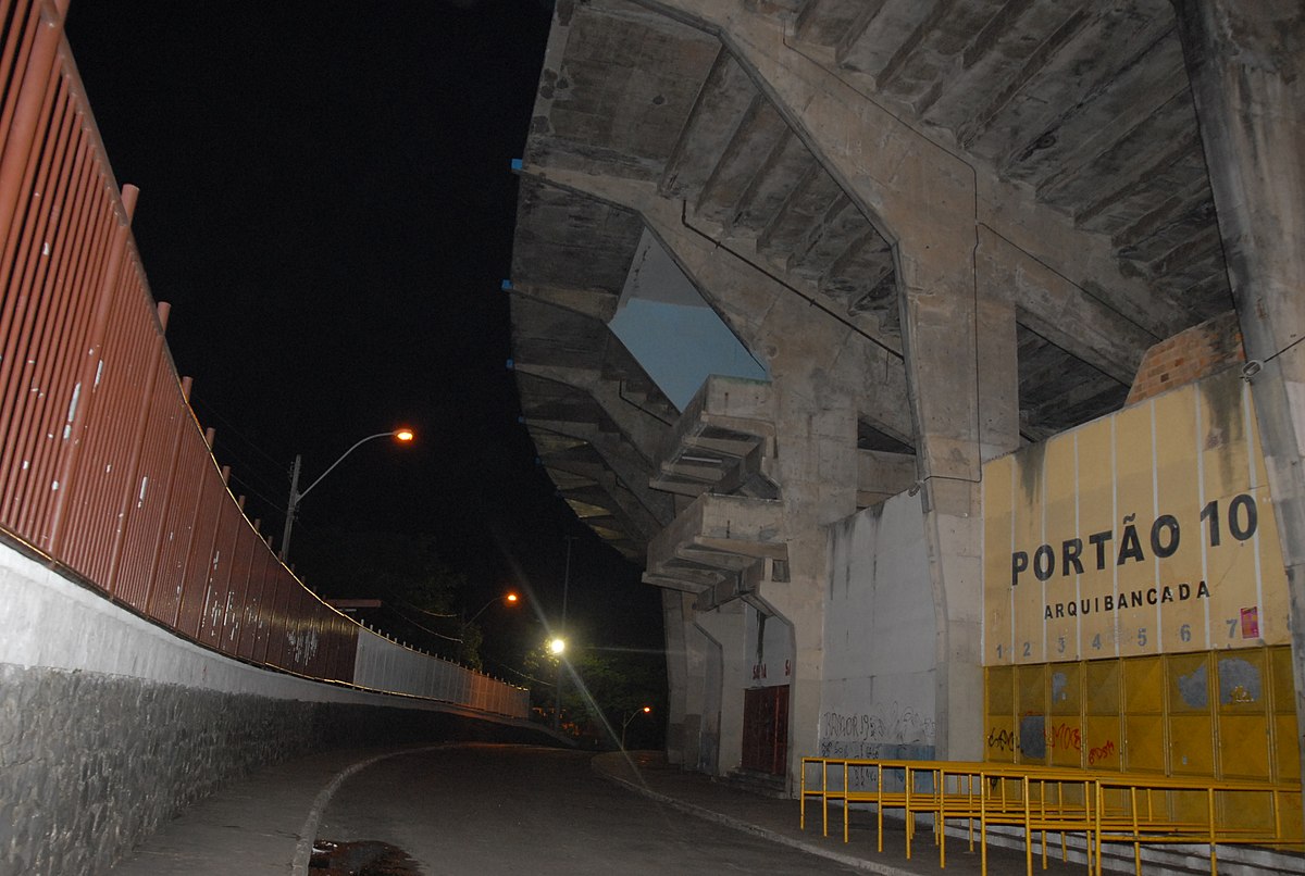 Estádio Octávio Mangabeira – Wikipédia, a enciclopédia livre