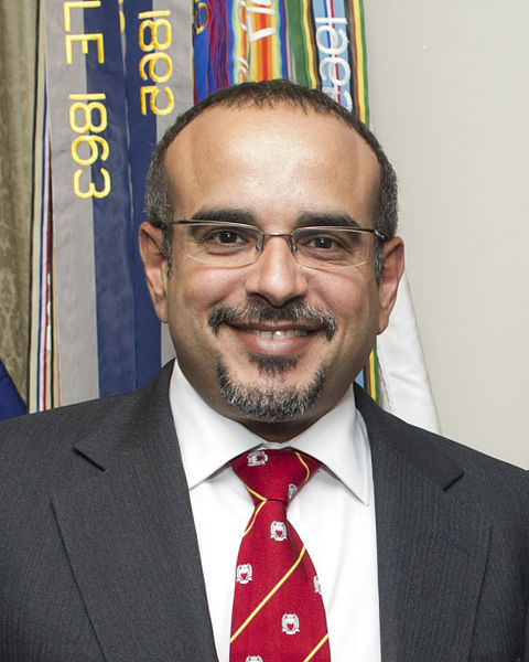 File:Prince Salman bin Hamad al Khalifa at the Pentagon May 10 2012.jpg