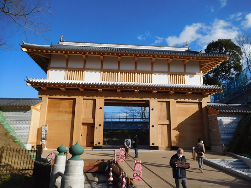 File:Rebuilt Ote Gate, Mito Castle.jpg