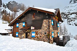 Refuge Sette Selle.JPG