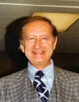 Robert Bloch with His Hall of Fame Award, 5 December 1976 (cropped).jpg