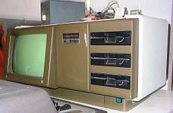オフコンRobotron A 5120（1982年）
