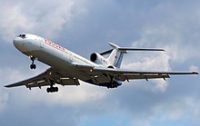 Rossiya.tu-154m.ra-85779.arp.jpg