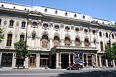 რუსთაველის თეატრის შენობა 2006 წელს.