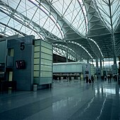 Interior of the International Terminal check-in area SFO international int.jpg