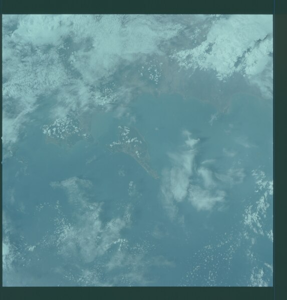 File:STS001-009-0112 - View of Vietnam (Raw scan).tif