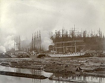 Lumber mill at Port Blakely 1904. The Lyman D. Foster is the four-masted schooner on the left. (Photographer. Wilhelm Hester  (b.1872 d.1947), from Wilhelm Hester Photographs Collection, University of Washington) Sailing vessels at dock, Port Blakely lumber mill, Washington, ca 1904 (HESTER 75).jpeg