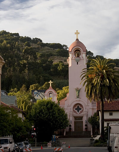Franciscaner missionarissen stichtten de San Rafael Arcángel-missie, tegenwoordig in het hartje van San Rafael, in 1817.