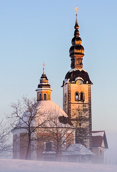File:Saint Trinity church in Vinji vrh (32363554705) (cropped).jpg
