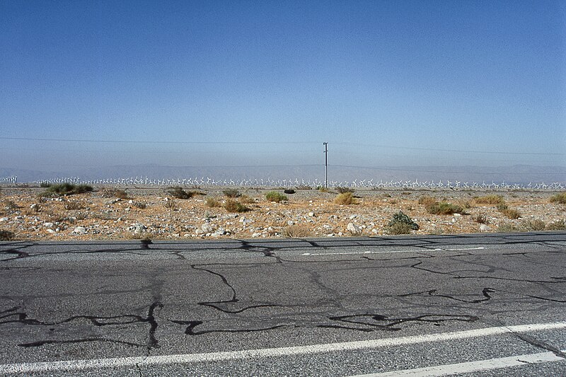 File:San Gorgonio Pass Wind Farm - Palm Springs, California, USA - August 1995.jpg