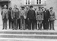 Darlan, tweede van links, in het tweede kabinet Pétain (1940)