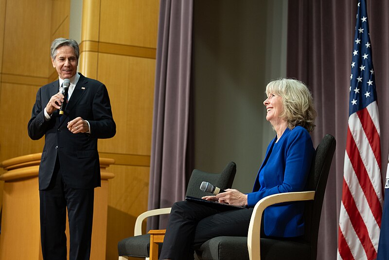 File:Secretary Blinken Participates in a Open Forum on Fentanyl at the U.S. Department of State - 53057468539.jpg