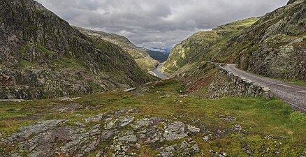 Seljestadjuvet, Røldalsfjellet